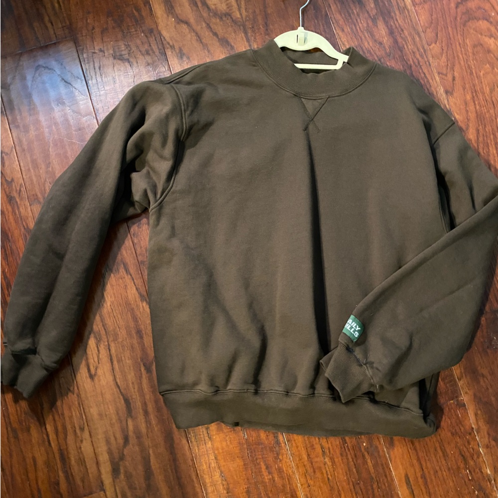 Daily Drills Aspen Collection Chocolate Brown M/L Sweatshirt
